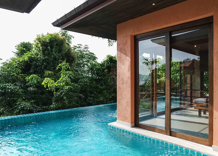 Korsiri Pool Villas