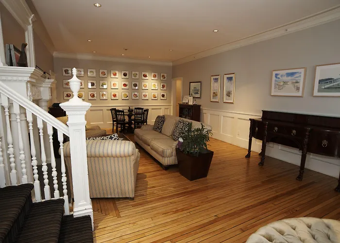 Anchor Inn Beach House