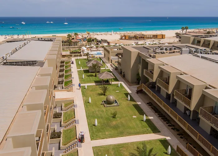 Oasis Salinas Sea