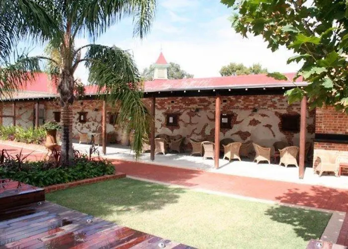 Rose & Crown Hotel