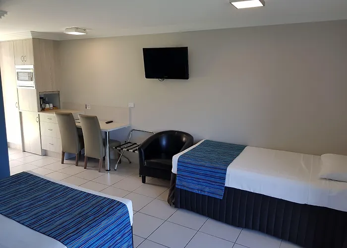 Cardwell Beachcomber Motel & Tourist Park