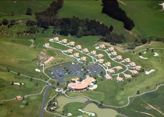 Rydges Formosa Auckland Golf Resort