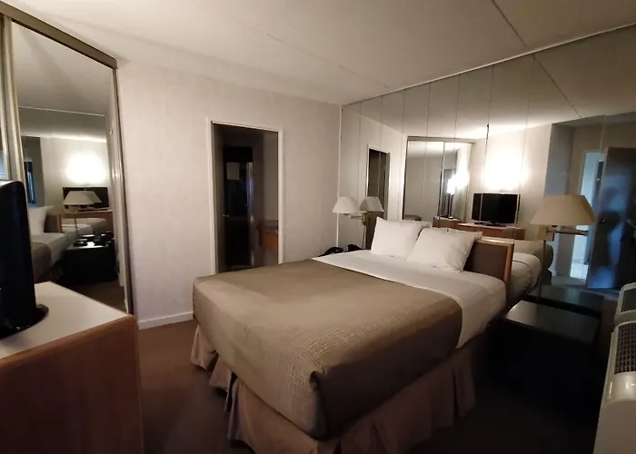 Royal Harbour Resort
