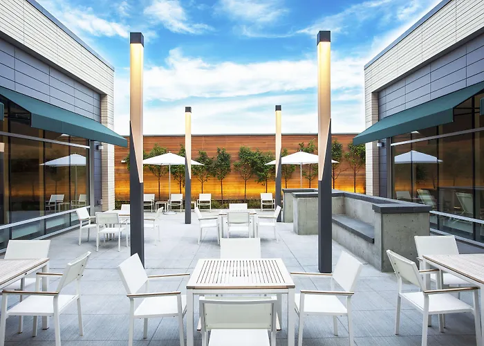 Element By Marriott Boston Seaport District