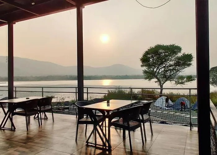 Sizzle Bay Resort