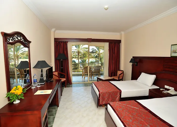 Brayka Bay Reef Resort