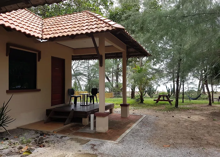 Pandan Laut Beach Resort