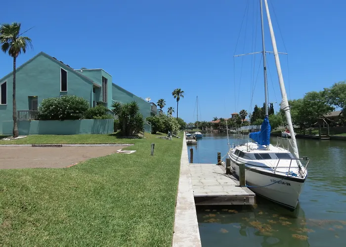 Multi Resorts At Puente Vista