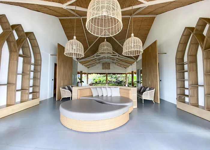 Solea Reef Resort Anda