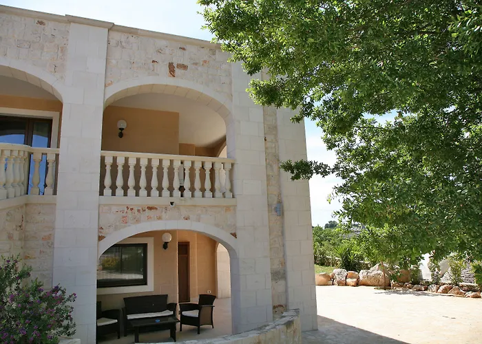 Holiday Gli Archi