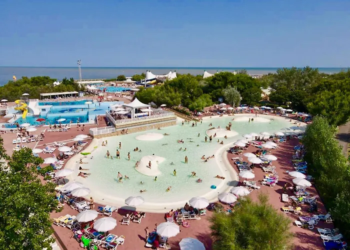 Isamar Holiday Village