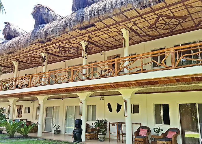 Mike'S Dauin Dive Resort