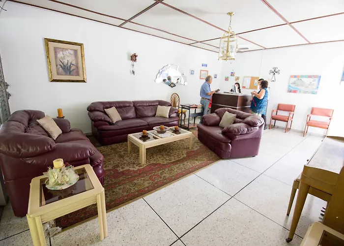 Suites & Apartments San Benito - Zona Rosa