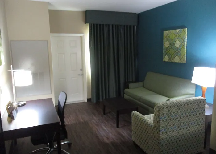 Best Western Plus Galveston Suites