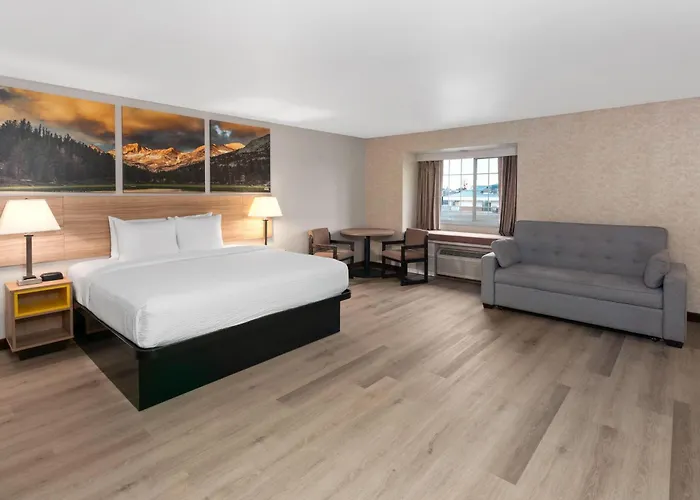 Days Inn & Suites By Wyndham Spokane Airport Airway Heights