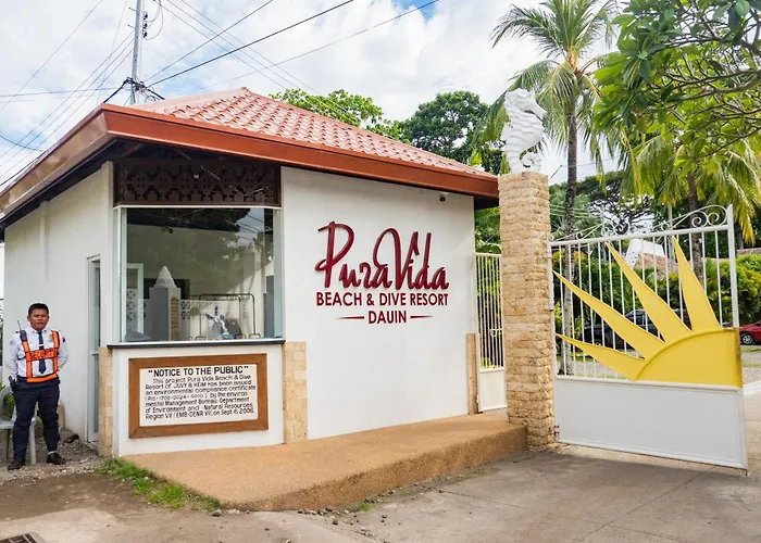 Pura Vida Beach & Dive Resort