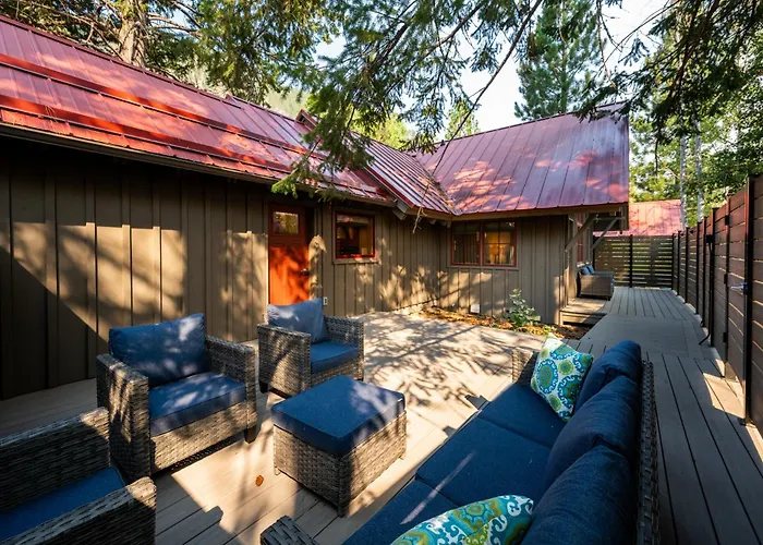 Sleeping Lady Mountain Resort & Spa