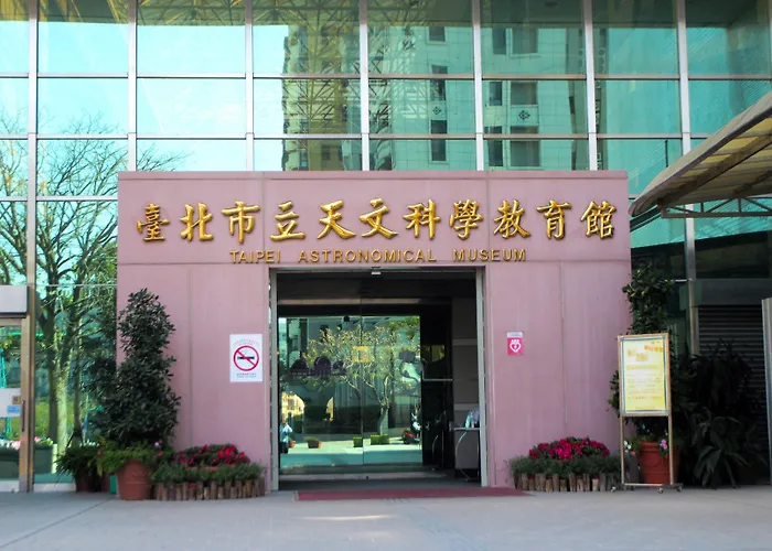 Uinn Business Hotel-Shihlin
