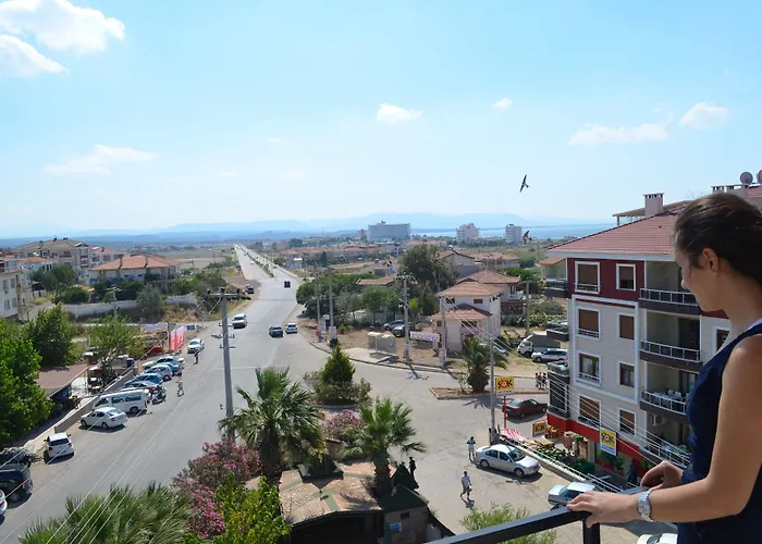 Megas Hotel