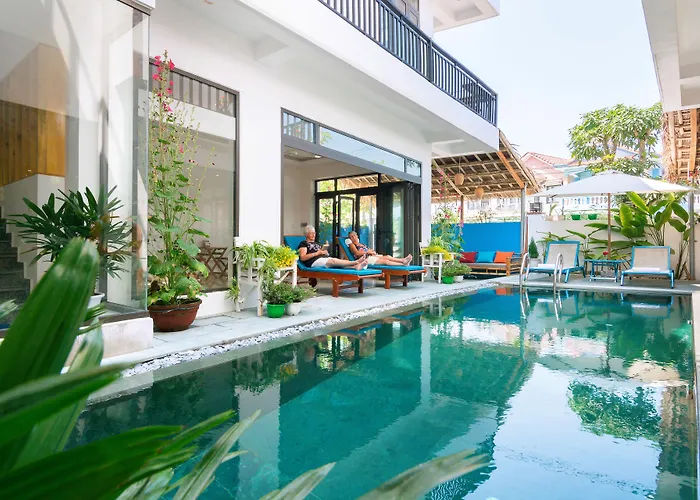 An Bang Beach Dolphin Homestay