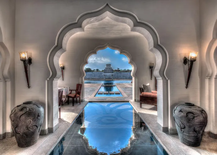 Evolve Back Hampi