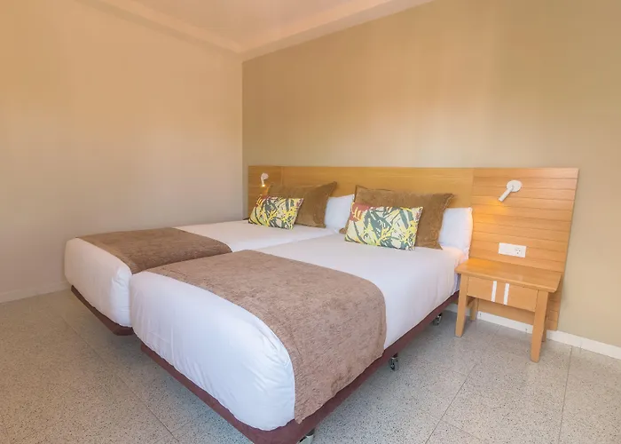Hotel LIVVO Koala Garden