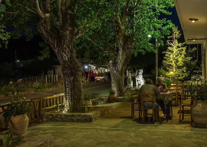 Neos Omalos Hotel