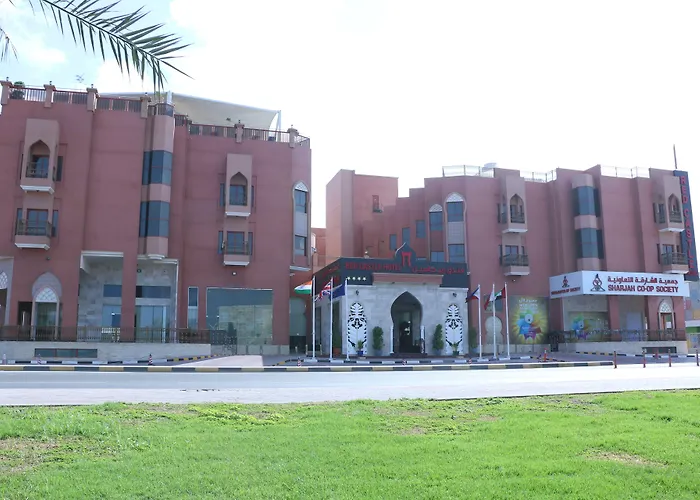 Red Castle Hotel