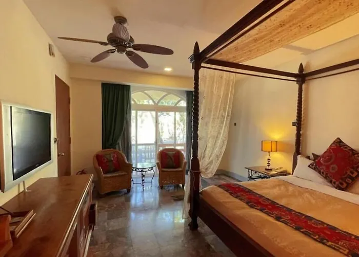 Swan Lake Villa Resort