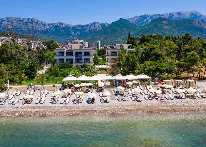 Apartments Kuce Lekovica Beach & Snack Bar- Bistro