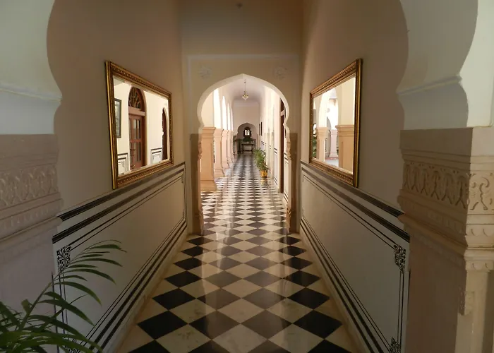 Khas Bagh