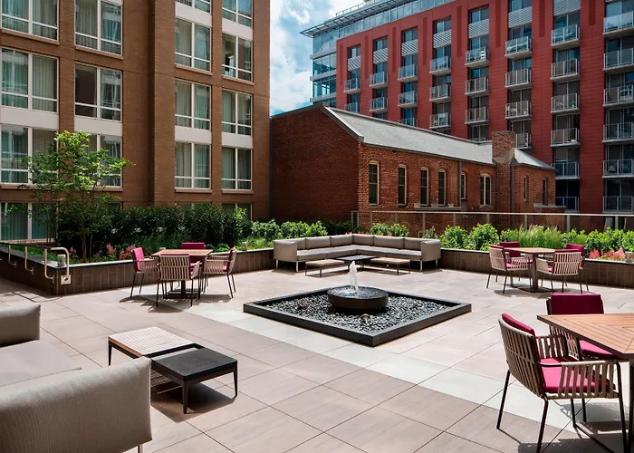 Courtyard By Marriott Washington Downtown/Convention Center