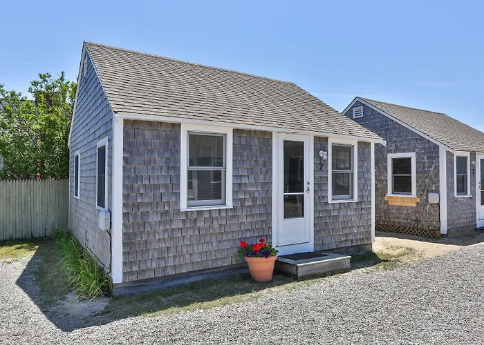 Truro Beach Cottages