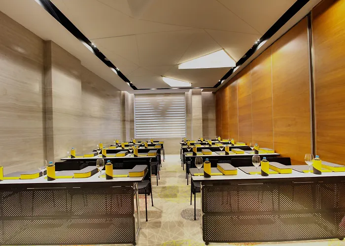 Radisson Bengaluru City Center