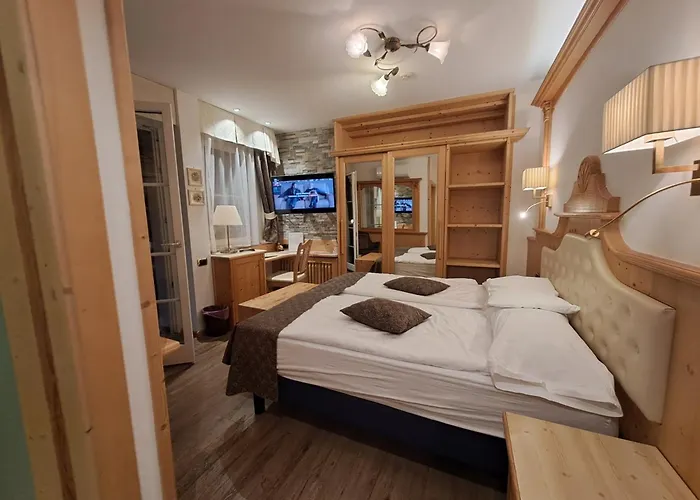 Alexander Hotel Alpine Wellness Dolomites