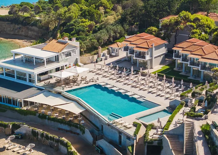 Alexandra Beach Resort & Spa