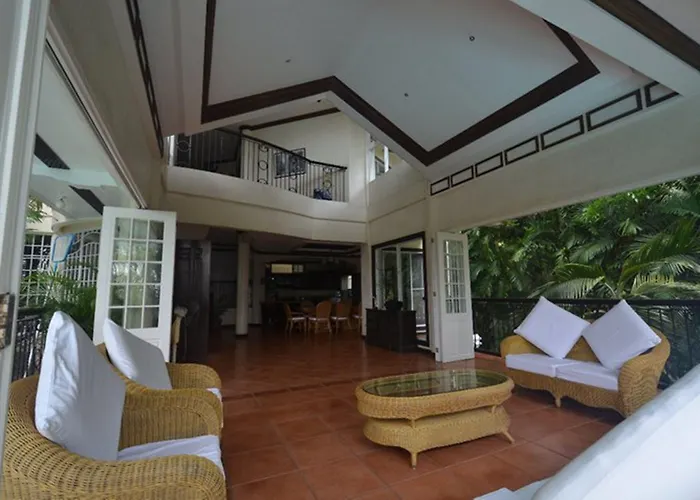 Robinland Vacation Home
