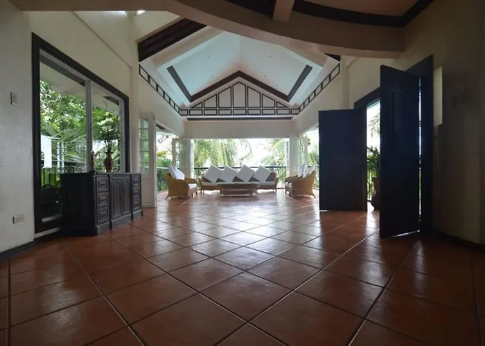 Robinland Vacation Home