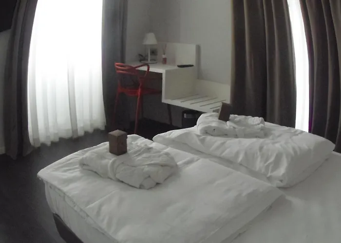 Albergo Dongo