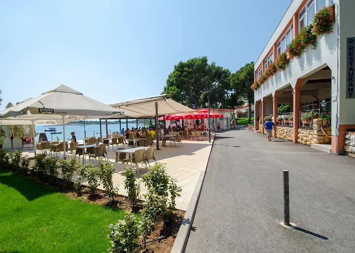 Centinera Resort