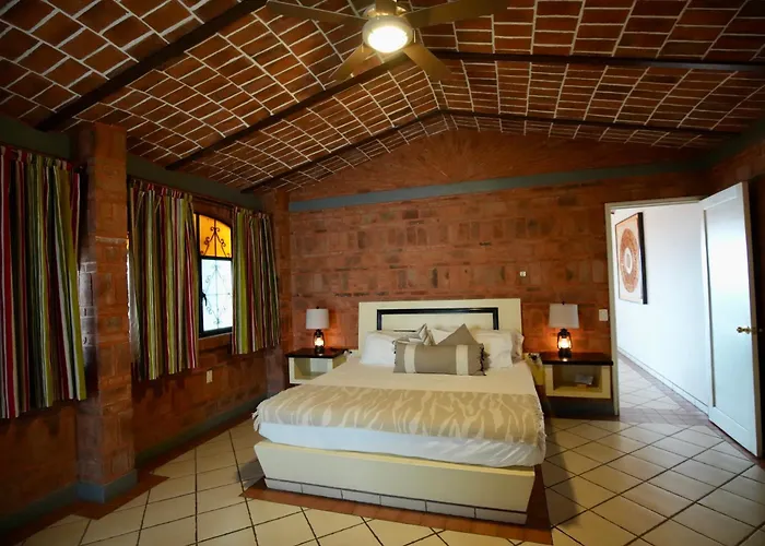 Mama Chuy Hotel & Villas Ajijic