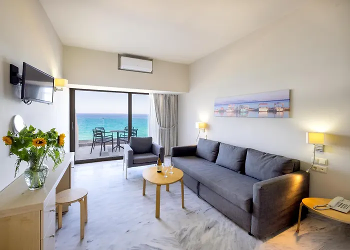 Archipelagos Hotel