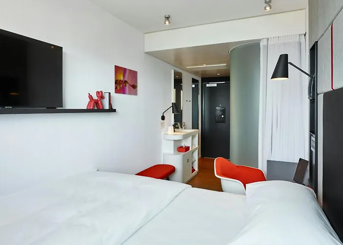 citizenM Seattle Pioneer Square