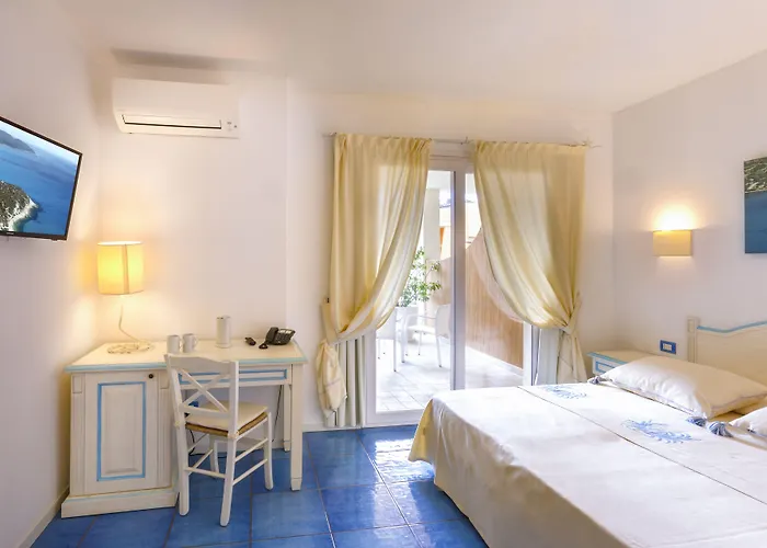 Janas Hotel
