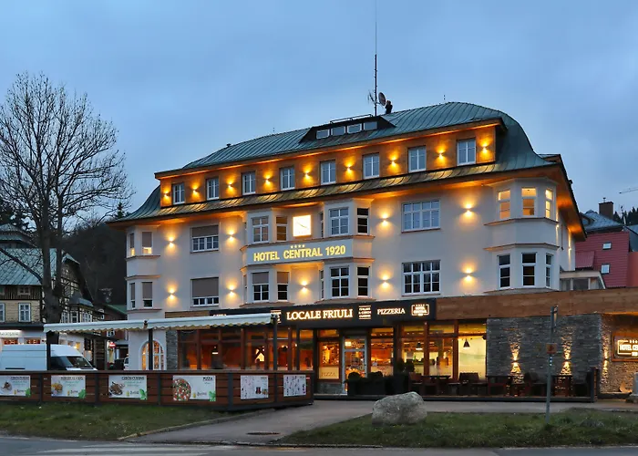 Hotel Central 1920