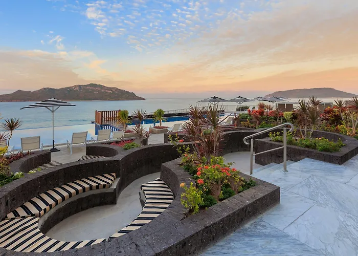 Courtyard By Marriott Mazatlan Beach Resort