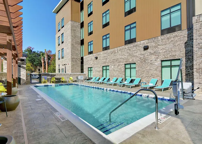Home2 Suites By Hilton Charleston Daniel Island, Sc