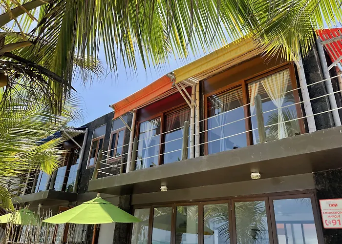 Mi Playa Galapagos Beachfront Apartments
