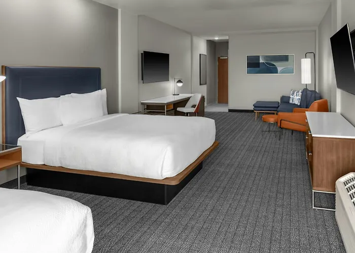 Courtyard By Marriott Sherman