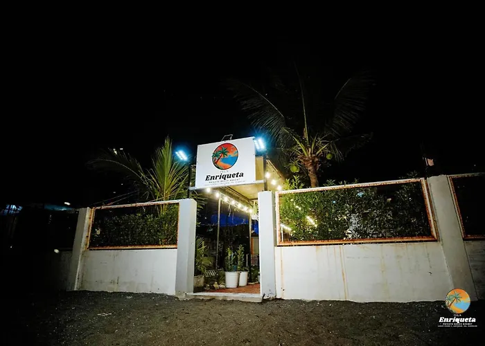 Isla Enriqueta - Private Beach Resort